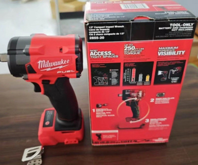 Milwaukee M18 FUEL 2855-20 1/2'' Compact Cordless Brushless Impact Wrench Battery