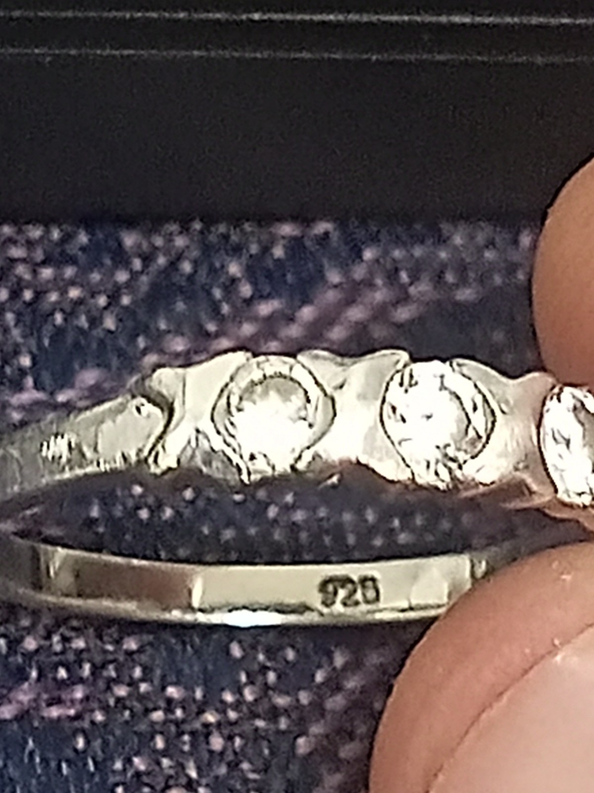 925 Solid Silver Ring With Five Unknown Clear Rou… - image 3