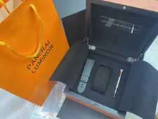 Squisita conservazione orologi: scatola premium progettata per le collezioni Officine Panerai