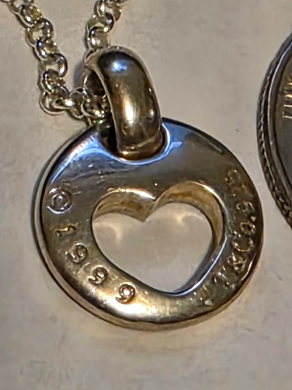 Tiffany & Co. 1999 Cut Out Heart Sterling Silver 925 Pendant Necklace