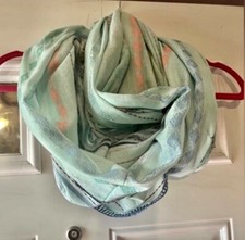 INFINITY SPRING SCARF - MINT GREEN ORANGE IN MINT CONDITION