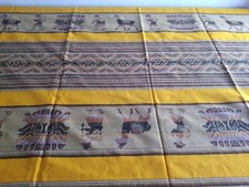Peruvian blanket in wool different colors Andean community Puno