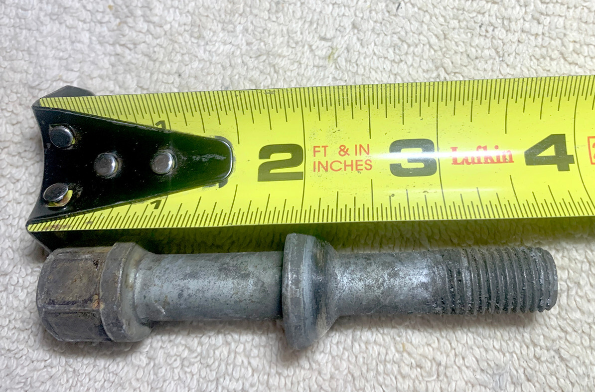 7 Mercedes Benz W124 W126 Used Wheel Rim Long Lug Bolts