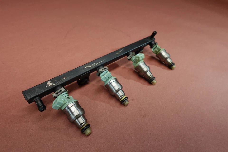 1983 - 1992 BMW K100 RS Gas Fuel Injectors - Image 2 of 4