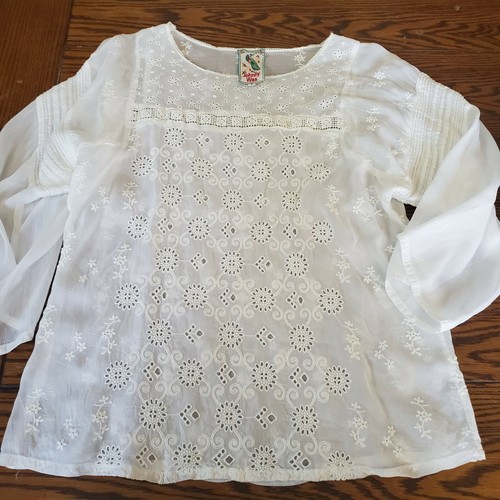 Johnny Was white eyelet blouse Sz small 