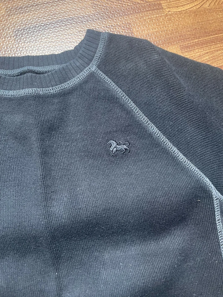 Sudadera Old Navy para niños cuello redondo manga larga negra algodón talla L (10-12) Foto 3 de 4