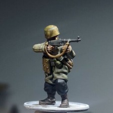 28mm WW2 Fallschirmjäger - Jäger w/ MP40 - Bolt Action/ Chain of Command