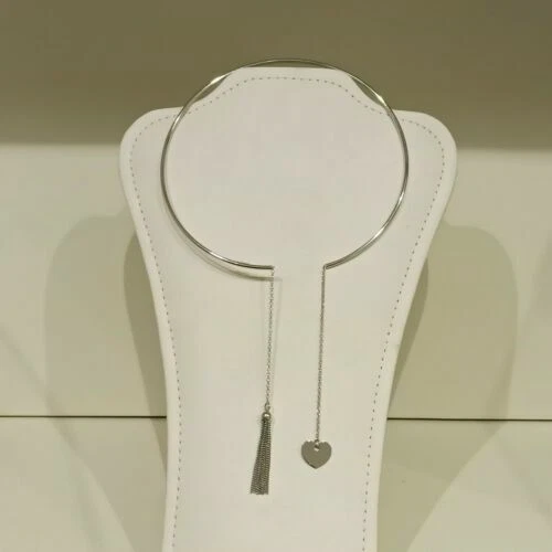 Collane e pendagli di lusso semirigide