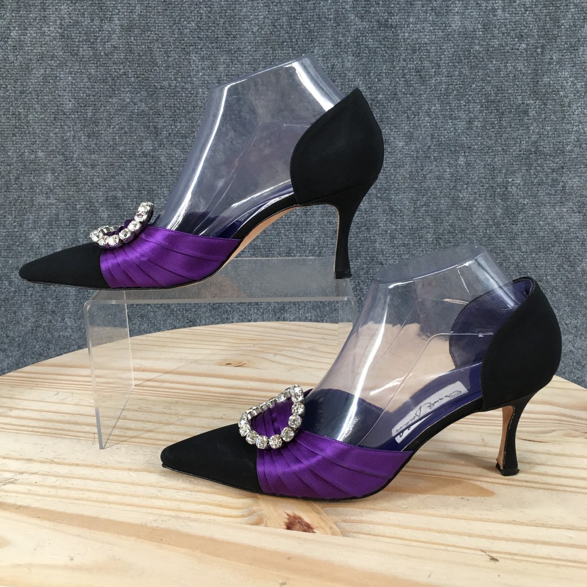 Manolo Blahnik ハンギシ38 Manolo Blahnik Heels Womens 38 Crystal Brooch Kitten DOrsay Pumps