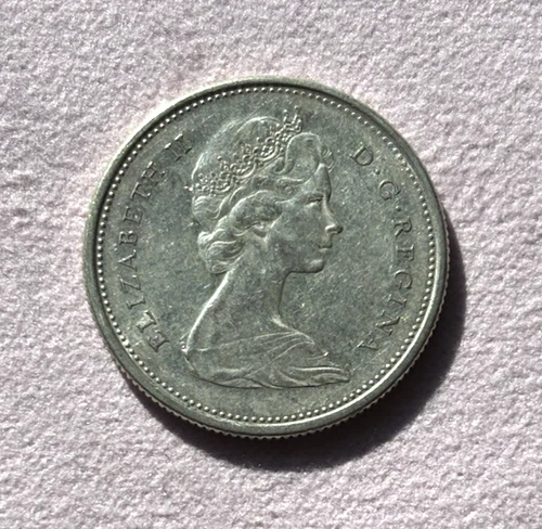 1965 Canada 25 Cents Elizabeth II - .800 Fine Silver - .1500 ASW - KM 62 - Nice