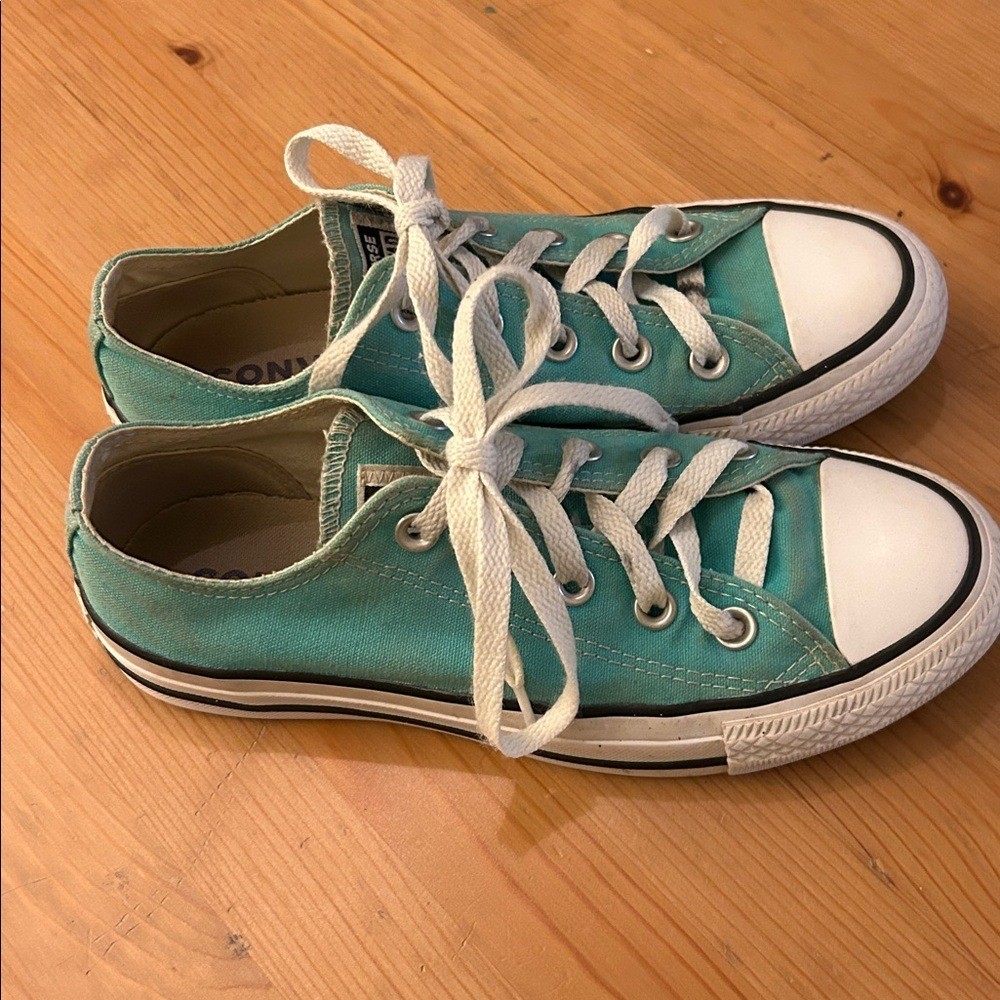 Mint Green Converse Women's 8 Low Tops Sneakers Chuck Taylor's thumbnail 2