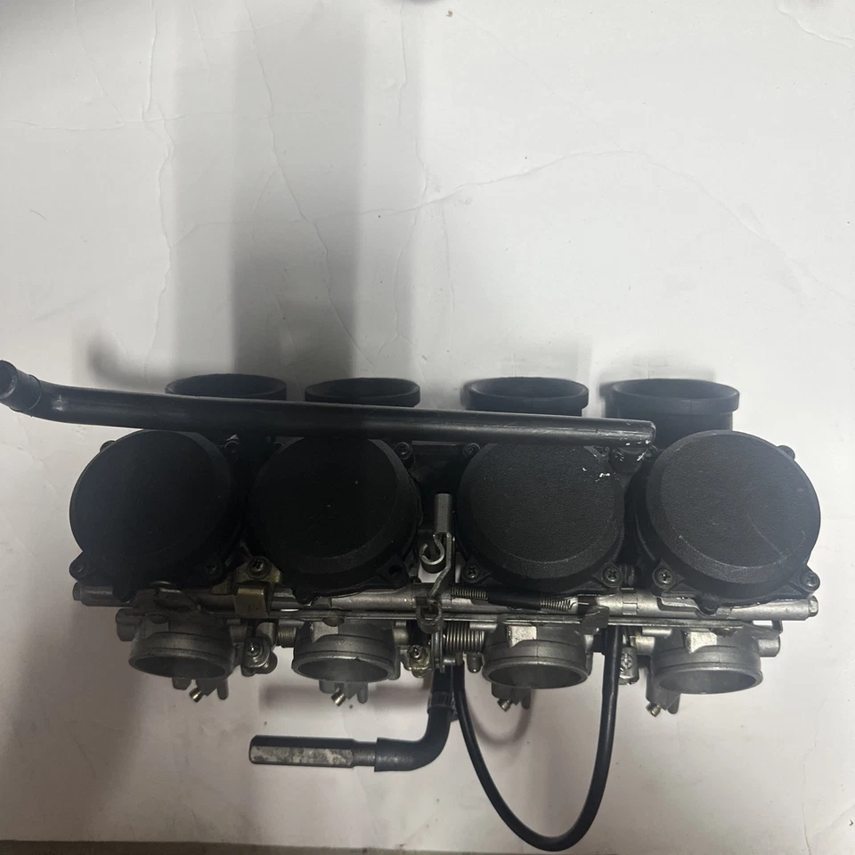 Carburadores Kawasaki Ninja ZX11D 1990-1998, carbohidratos necesitan ser limpiados Foto 2 de 4