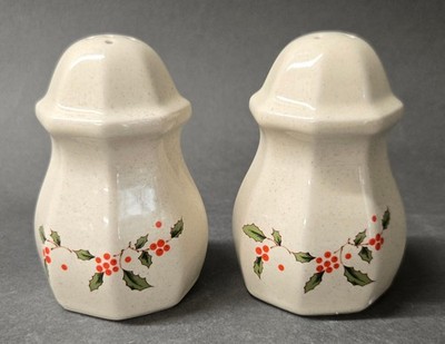Vintage 80s Studio Nova Holiday Season SALT & PEPPER SHAKERS Holly Berries NY102