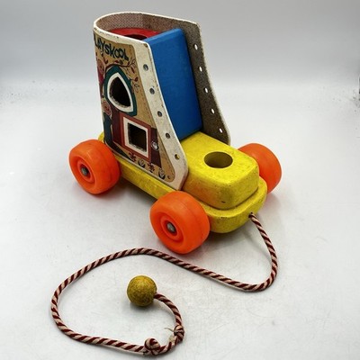 Vintage 1970s Playskool Old Woman In The Shoe Pull Toy Shape Sorter No Figures