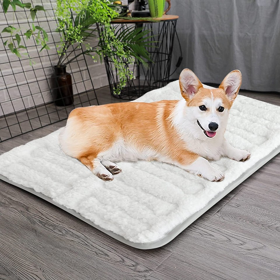 Illustration of Machine Washable Crate Pad