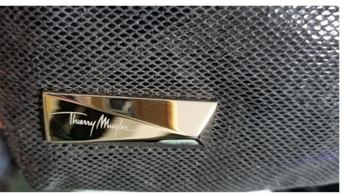 Thierry Mugler Clutch Pouch Makeup Bag Purse Black Shiny - Picture 4 of 4