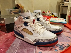 spizike true blue