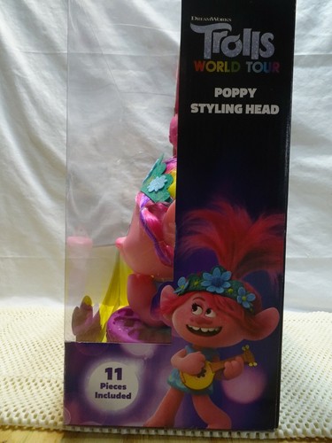 DREAMWORKS World Tour Trolls Poppy Styling Head 11 pezzi NUOVO SIGILLATO - Foto 2 di 10