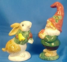Fitz and Floyd Snowy Woods Gnome & Bunny Rabbit Salt & Pepper 1991 New with Box