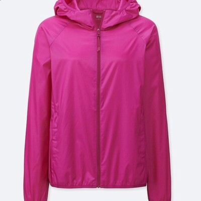 uniqlo foldable parka