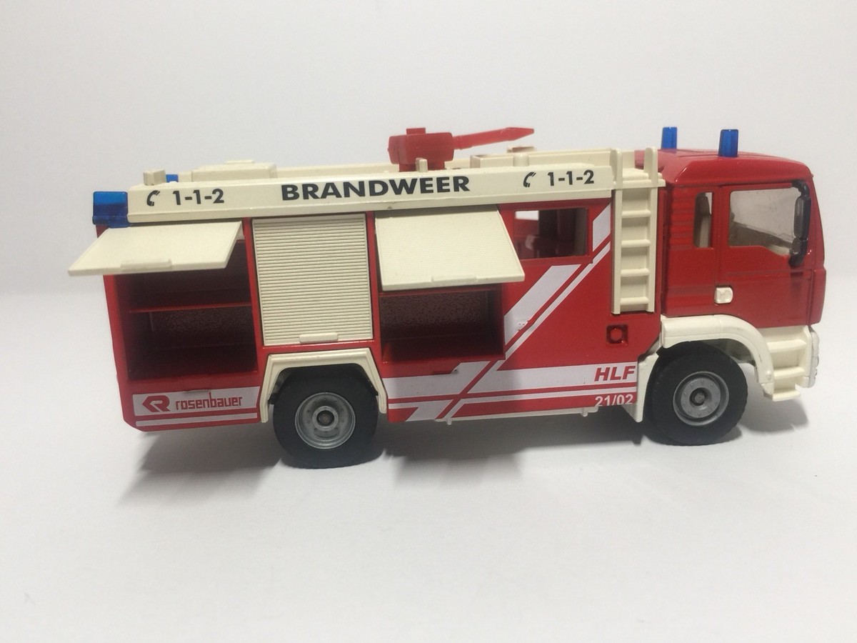 Siku Super 2101 00300 Hilfeleistungslöschfahrzeug MAN Feuerwehr