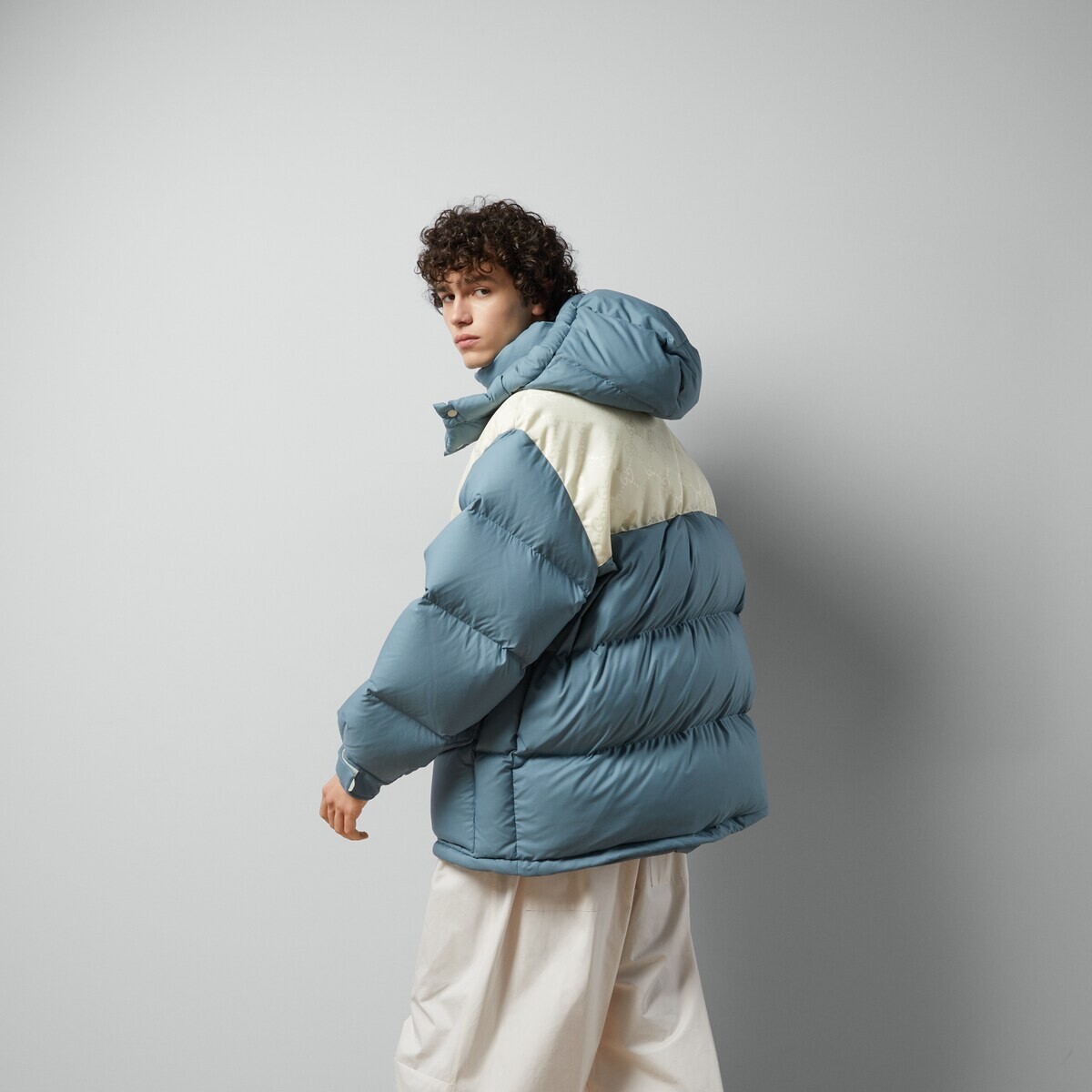 size 50 L Gucci Nylon Down Jacket GG Inserts Blue White Puffer | eBay