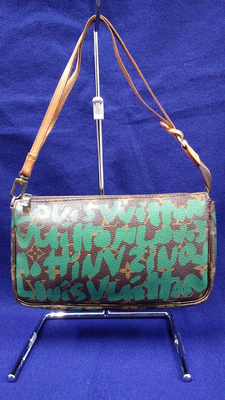 Authentic LOUIS VUITTON Monogram Graffiti Pochette Accessoires