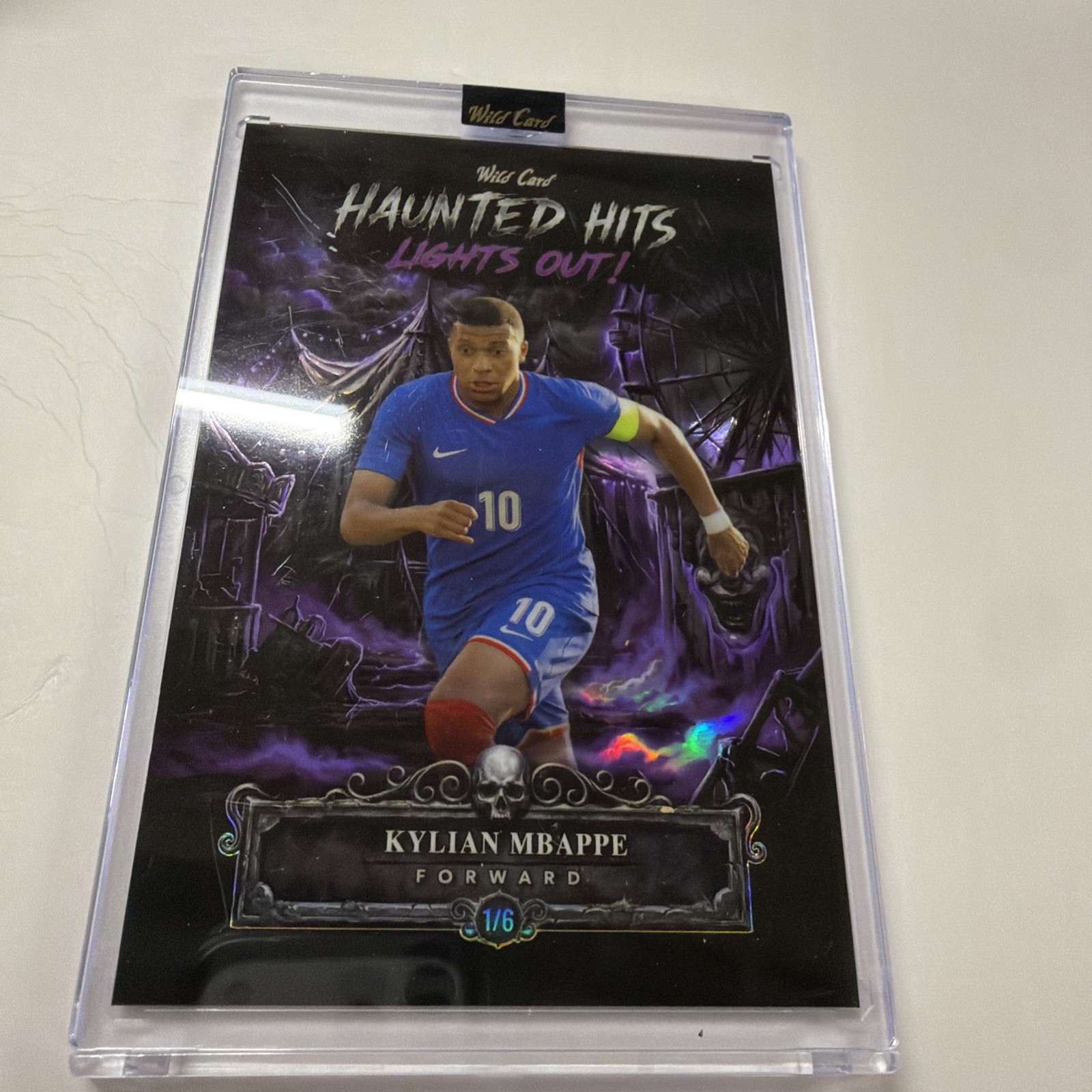 Wild Card Haunted Hits Lights Out! Kylian Mbappé France Serial Numbered 1/6 #85B view 7