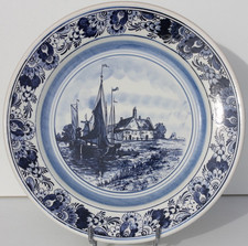 PLAT EN FAIENCE DE DELFTS - PAYSAGE HOLLANDAIS - D. 27,5 cm - 1976 - 775 g
