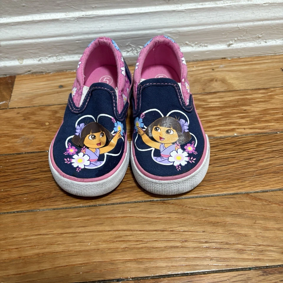 Zapatos de tenis Dora The Explorer de lona sin cordones Nick Jr talla 5 florales para niños pequeños Foto 2 de 4