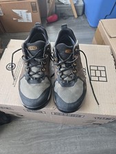 Keen Mens Explore Waterproof Hiking Shoes. Canteen/brindle Color. Size 12