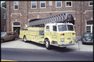 Irvington NJ 1973 Pirsch 100' Aerial Fire Apparatus Slide