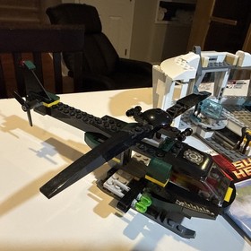 LEGO Marvel: Iron Man: Malibu Mansion Attack (76007)