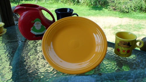 DINNER PLATE marigold HOMER LAUGHLIN FIESTA 10 1/2" NEW