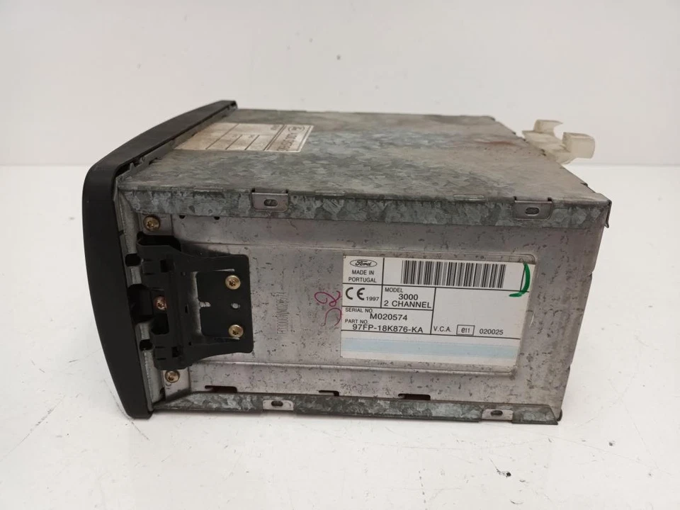 97FP18K876KA Audio-/Radio-CD-System Für FORD ESCORT BERL./TURNIER 1998 2838988 - Bild 2 von 4