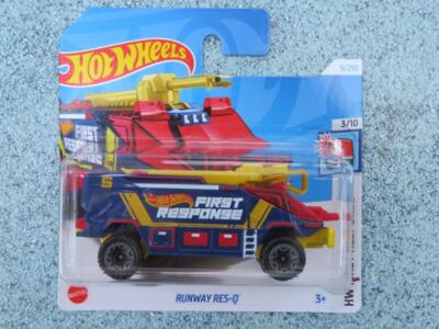 Hot Wheels H4A 009 RUNWAY RES-Q blue Fire Engine 2024 9/250 CaseA