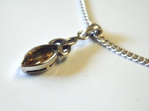 Natural sterling silver citrine pendant & earrings with sterling silver chain - Foto 6 di 8