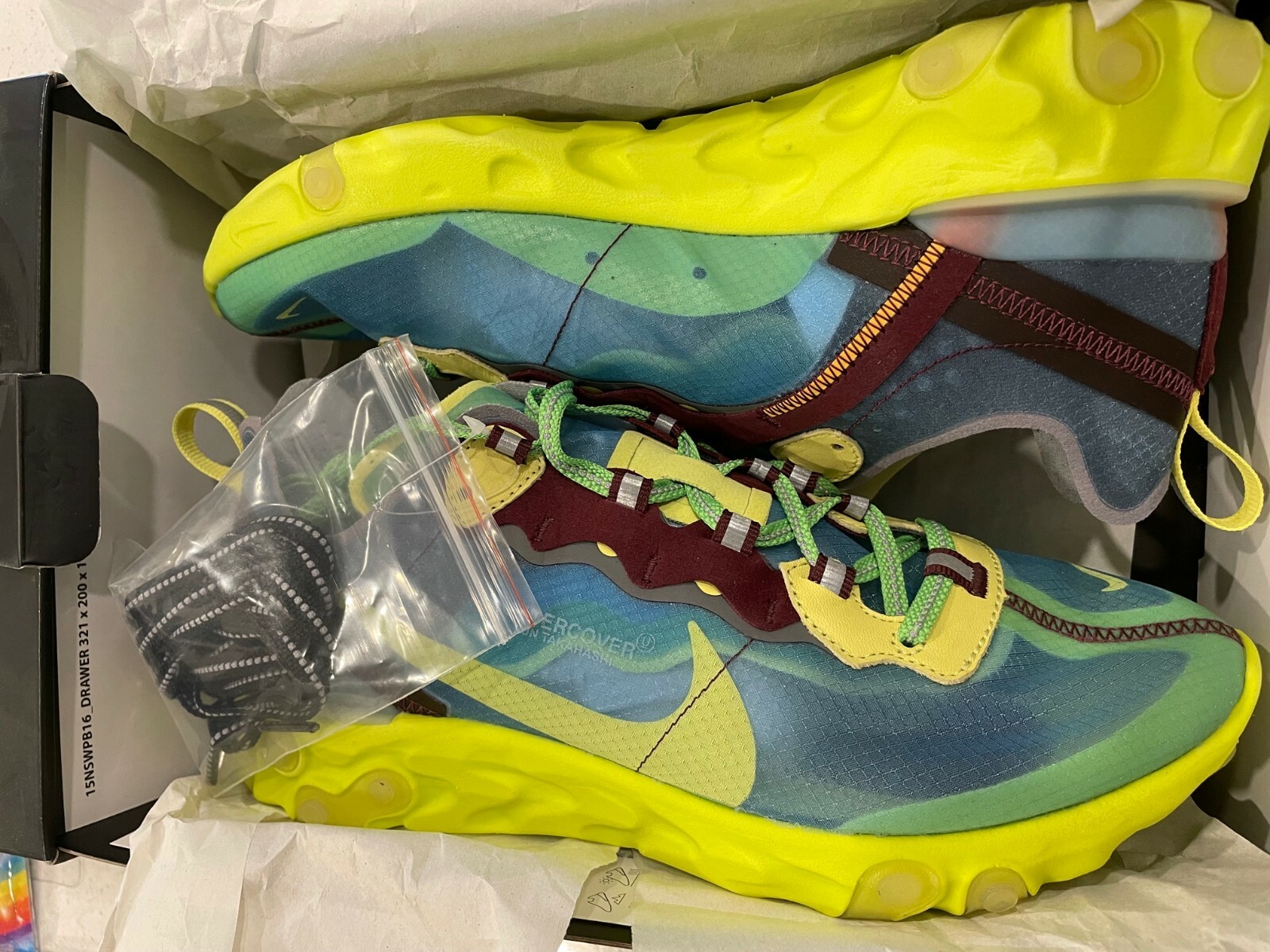 Dykker Tilsvarende Tilintetgøre US8 Nike React Element 87 x Undercover Lakeside Blue Electric Yellow  BQ2718-300 | eBay