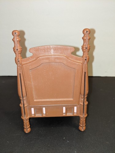 Fisher-Price Loving Family Dollhouse Double Poster Bed Mom And Dad - Picture 4 of 6