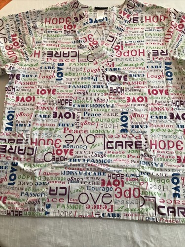 Scrub Studio SCRUB TOP Size 1 X -White Background-Peace/Hope/Love Words - Picture 5 of 10