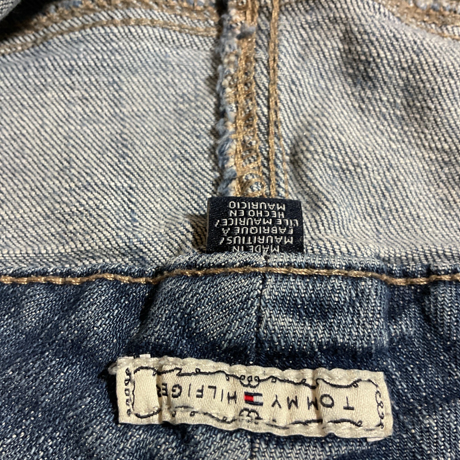 Vintage Tommy Hilfiger Denim Shorts Size 14 Light Wash Mid Rise Grunge Y2K 90s thumbnail 11