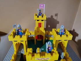 1979 Lego Yellow Castle Vintage 375 / 6075 Complete Mint Collectors Condition