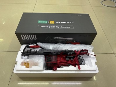 Hyundai Everdigm Blasting Drill Rig Miniature D800 1:35 Scale DieCast Model