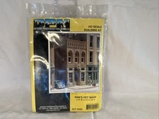 DESIGN PRESERVATION MODELS DPM Pams Pet Shop STRUCTURE KIT HO SCALE