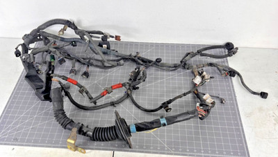 2000 01 2002 Toyota Tacoma 2.7L Engine Wire Wiring Harness AUTO 2WD 82121-3G690