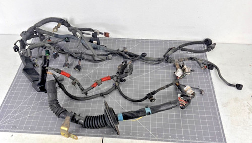 2000 01 2002 Toyota Tacoma 2.7L Engine Wire Wiring Harness AUTO 2WD 82121-3G690