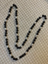 TIFFANY & CO.  14K YELLOW GOLD w/ BLACK ONYX & PEARL BEADED NECKLACE, 30 INCH