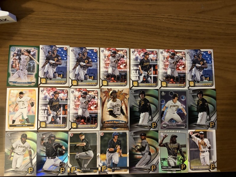 Pittsburgh Pirates Lot 142 Total Cards 29 Chrome Cards All Cards Are Sleeved