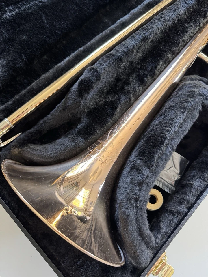 CG Conn Artist Symphony 88H Professional Tenor Trombone Closed Wrap Rose Gold - Image 4 of 4