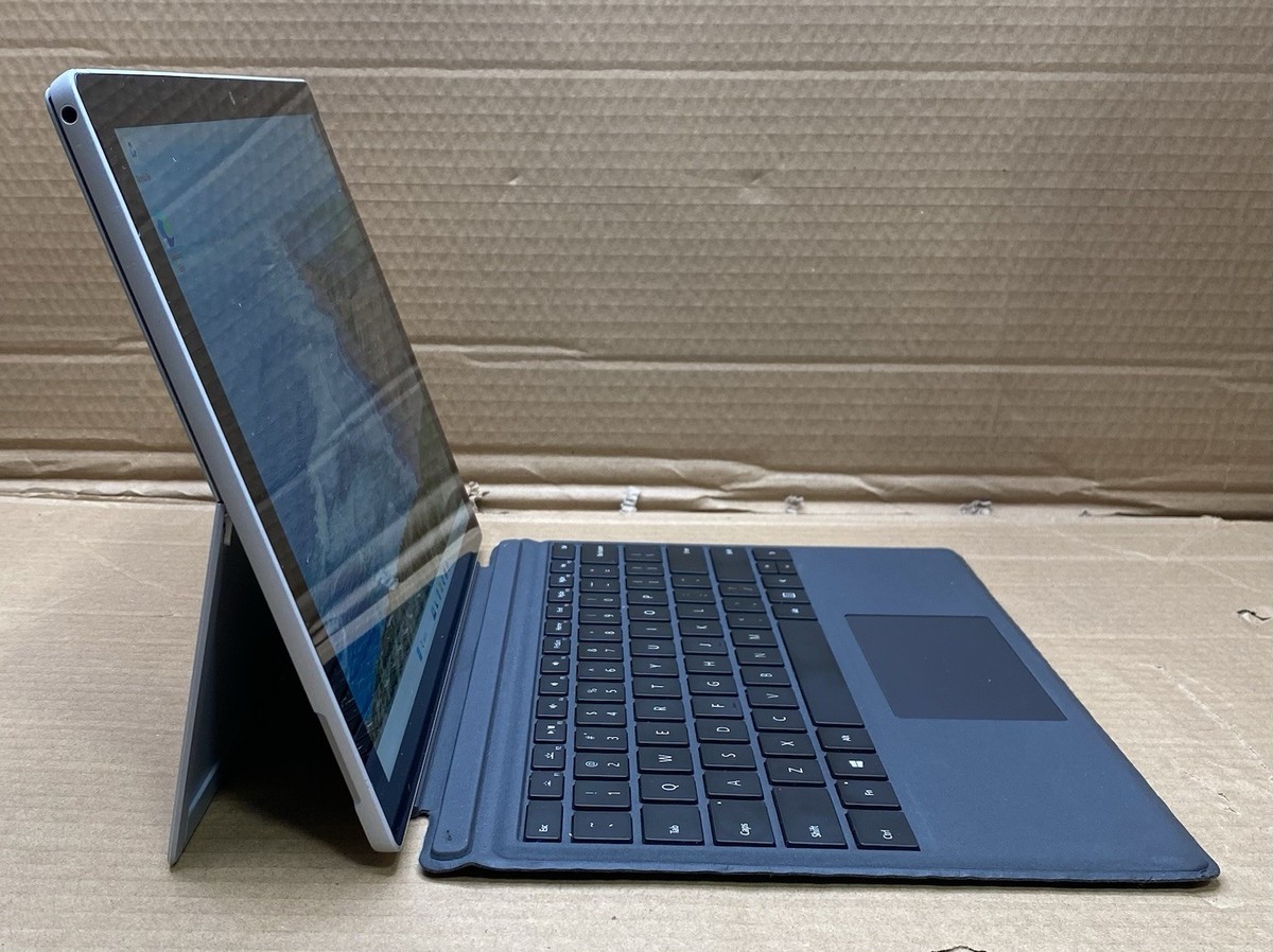 タブレット SurfacePro5/i5-7300U/8GB/SSD256GB Win11